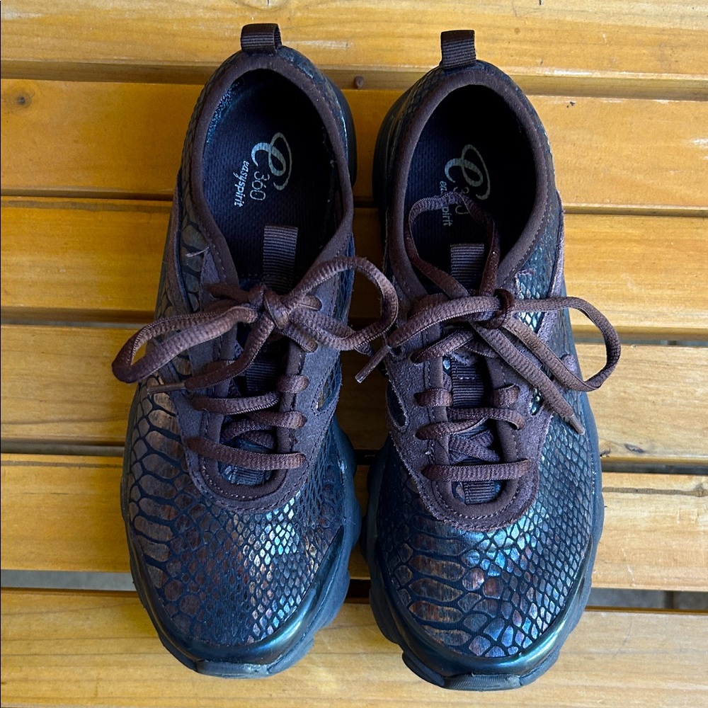 e360 EasySpirit Ladies Walking Shoes